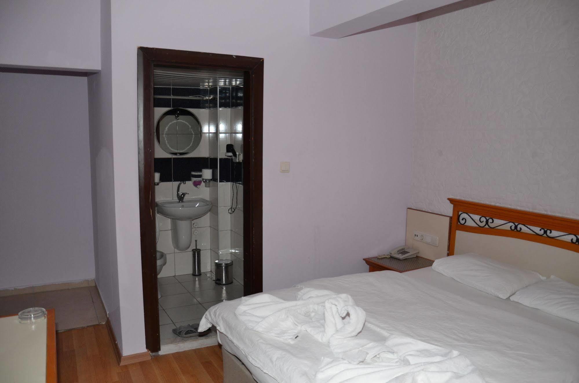 Ozturk Hotel Antalya Luaran gambar