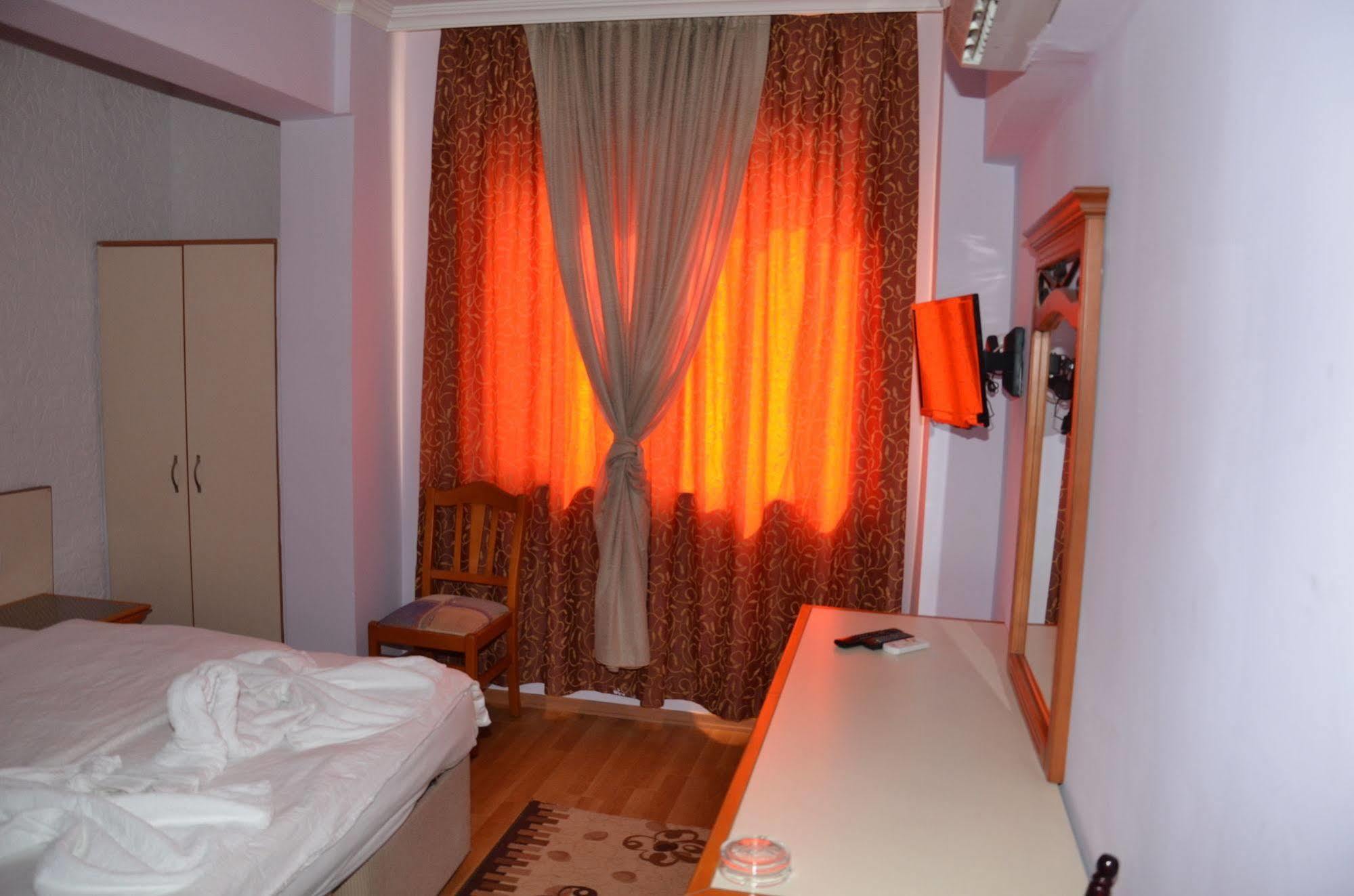 Ozturk Hotel Antalya Luaran gambar